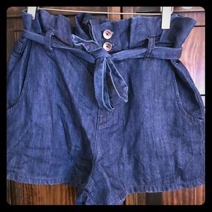 Guess High Waisted denim shorts size Small